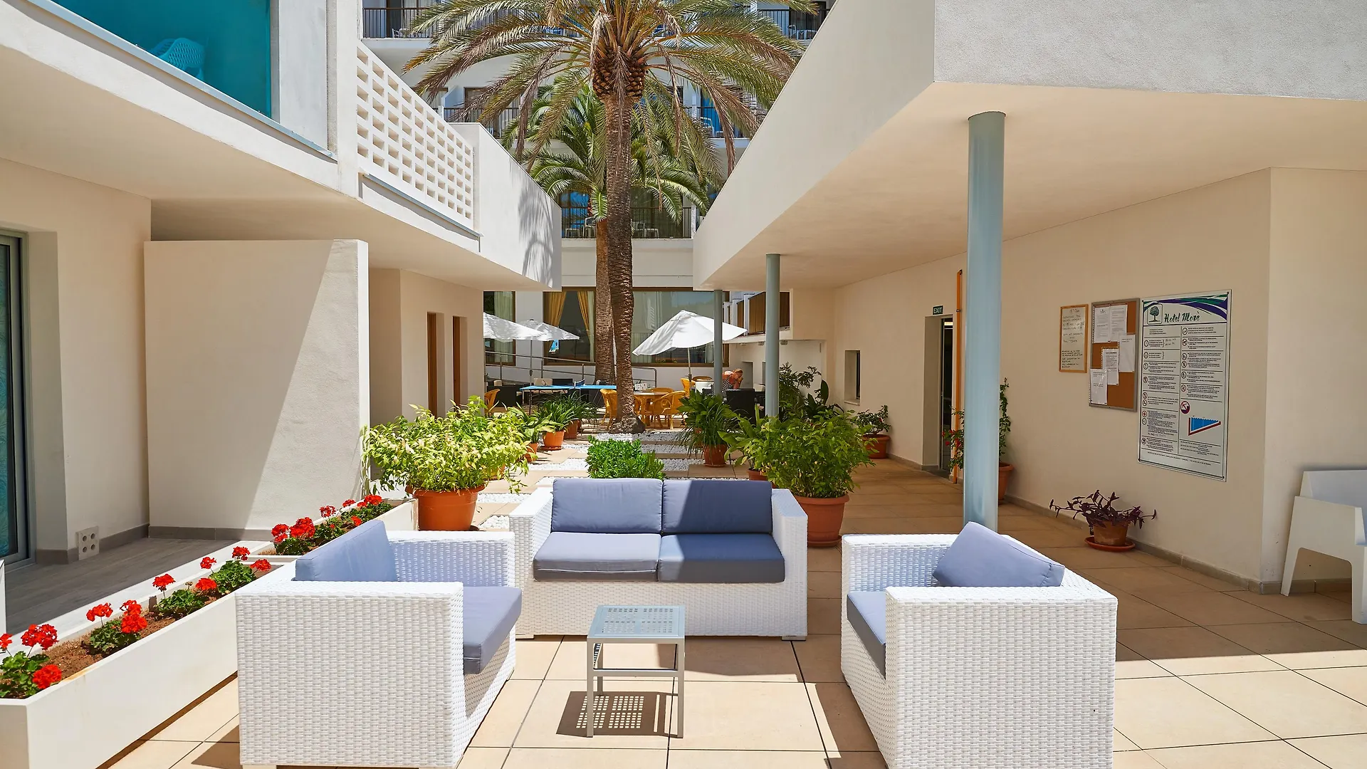 ***  Hotel More Alcúdia Espanha