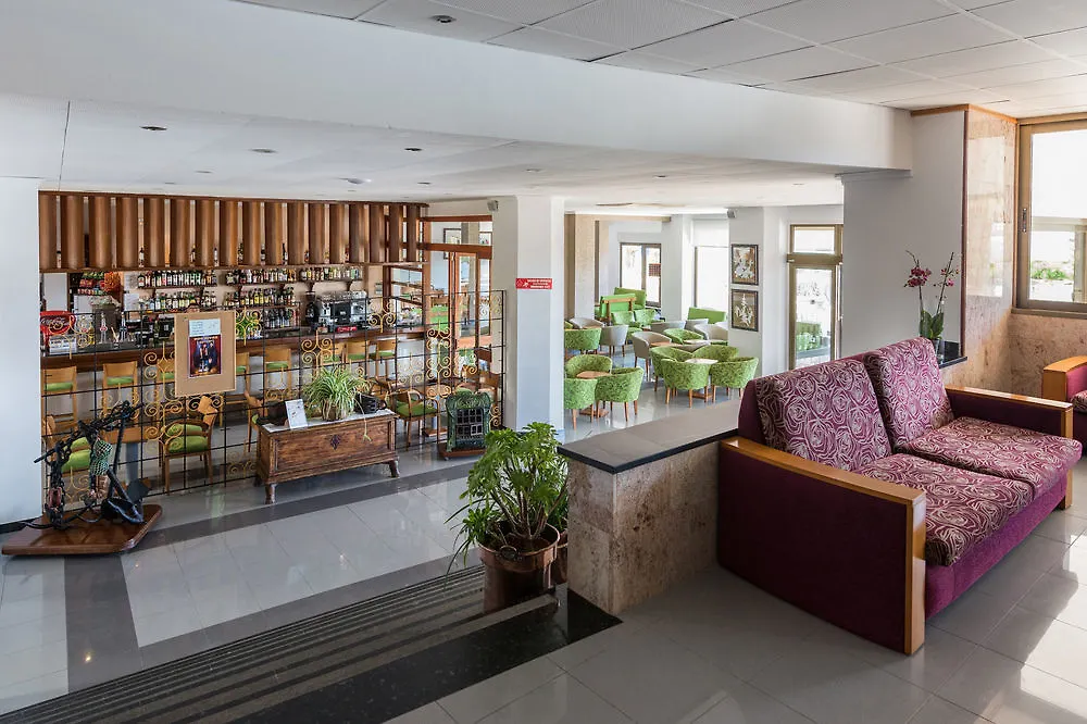 Hotel More Алькудия