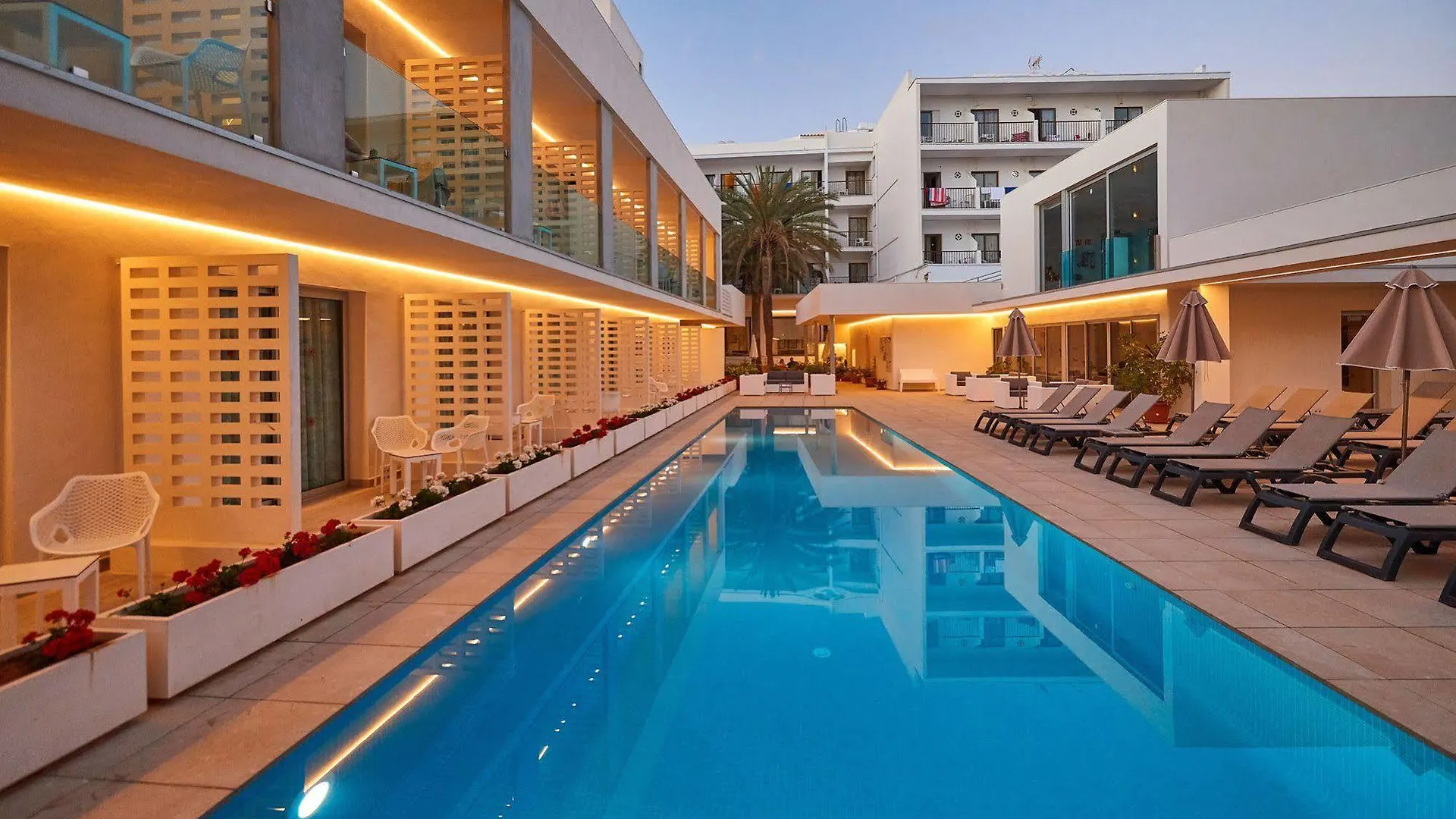 Hotel More Алькудия